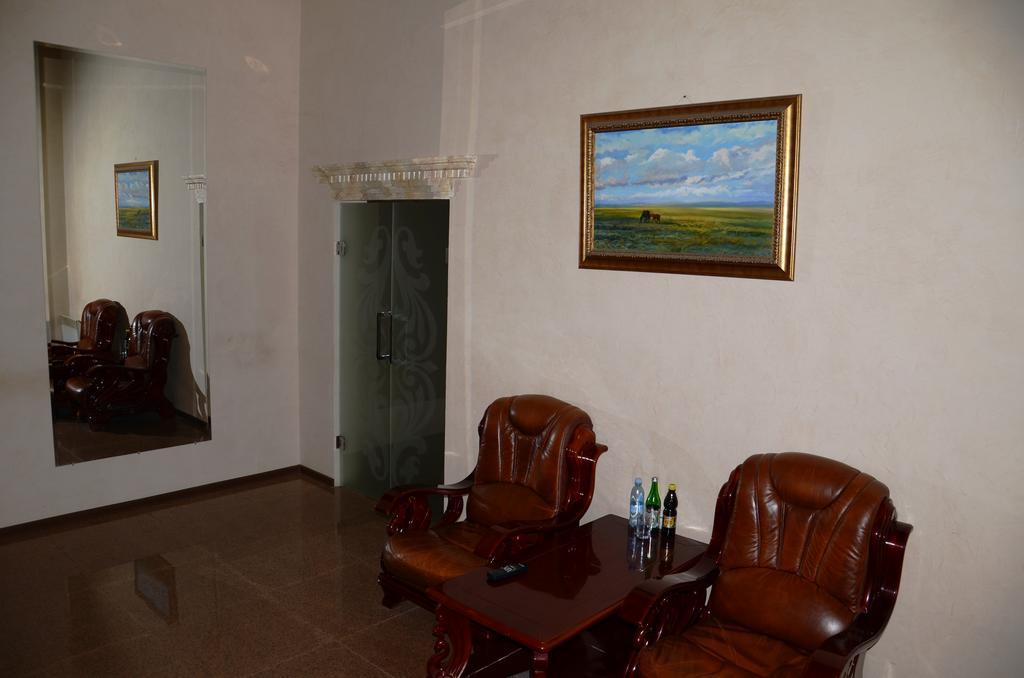 Saryarka Hotel Asztana Kültér fotó